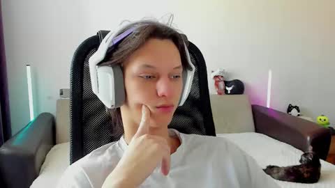 Ostin online show from 02-16-26, 04:41