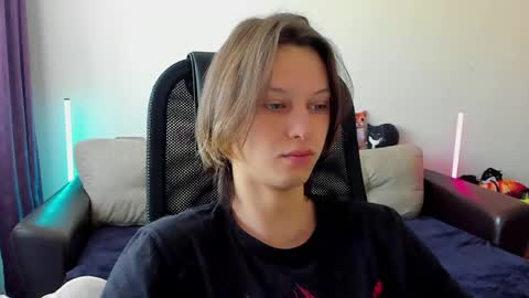 Ostin online show from 04-02-26, 03:59