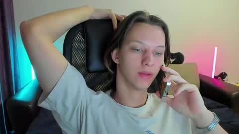 Ostin online show from 04-08-26, 04:18