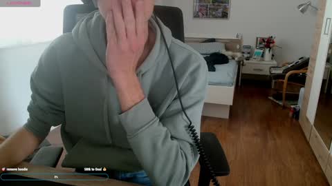 OverkneeBabe online show from 12-10-24, 12:27