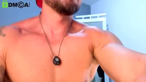 Maximus Owen online show from 03-26-26, 05:40