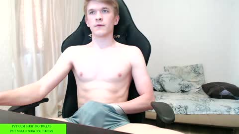 Snapshot of oydikey chatting on 04-24-26, 01:46 Oydin online show from 04-24-26, 01:46