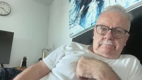 ozhairybearxxxx online show from 12-19-24, 10:21