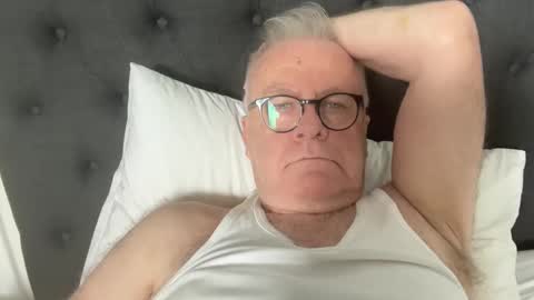 ozhairybearxxxx online show from 12-28-24, 01:50