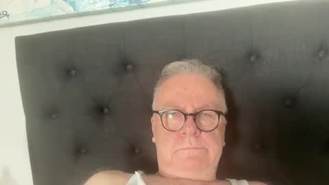 ozhairybearxxxx online show from 01-07-25, 04:18