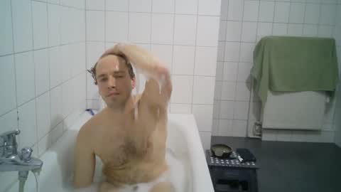 Snapshot of ozztron chatting on 02-28-25, 06:09 ozztron online show from 02-28-25, 06:09