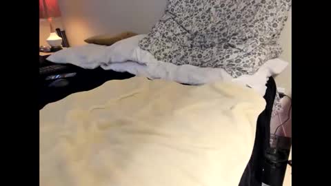 p guin12345 online show from 03-18-26, 01:53