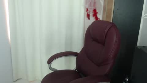 paiper online show from 06-03-26, 06:02