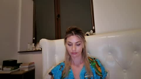 Snapshot of pamela051087 chatting on 06-20-26, 07:49 Pamela051087 online show from 06-20-26, 07:49