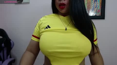 Snapshot of pamela_claus chatting on 07-12-26, 01:57 Pamela Claus online show from 07-12-26, 01:57
