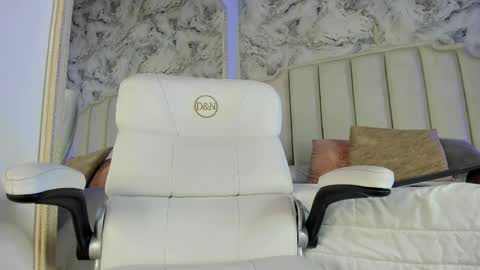 Snapshot of pamela_moreno chatting on 03-31-26, 07:25 Pamela online show from 03-31-26, 07:25