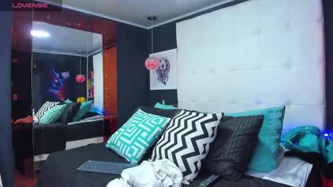 ---Pandora--- online show from 12-30-24, 07:00