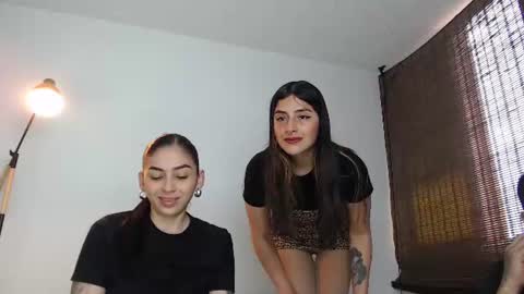Snapshot of pantyhose_xxx_ chatting on 08-07-26, 03:03 pantyhose_xxx_ online show from 08-07-26, 03:03
