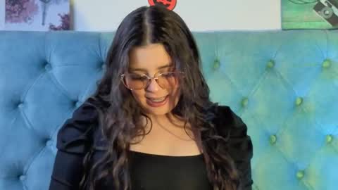 Paola Lyon online show from 10-21-25, 07:14