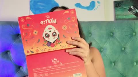 Paola Lyon online show from 04-16-26, 06:30