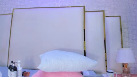 Snapshot of paolaa_rodriguez chatting on 03-31-26, 01:44 Paola online show from 03-31-26, 01:44