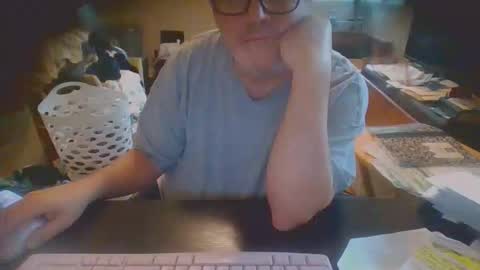 Snapshot of papichulo_xo chatting on 03-27-26, 08:30 papichulo_xo online show from 03-27-26, 08:30