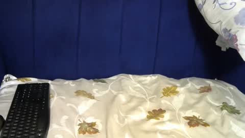 Snapshot of pappychullo09 chatting on 09-17-25, 07:37 pappychullo09 online show from 09-17-25, 07:37