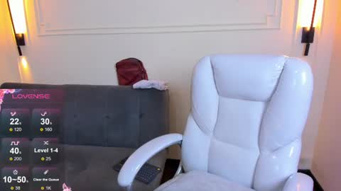 Snapshot of paradise_boy_s chatting on 06-25-26, 02:21 Ryan And Casper online show from 06-25-26, 02:21