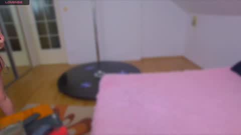 Victoria online show from 01-31-25, 03:09