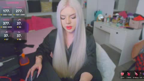 Snapshot of paradise_for_you_ chatting on 04-29-26, 02:48 Victoria online show from 04-29-26, 02:48