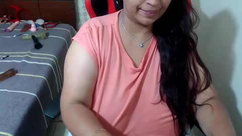 Luna online show from 05-14-26, 05:47