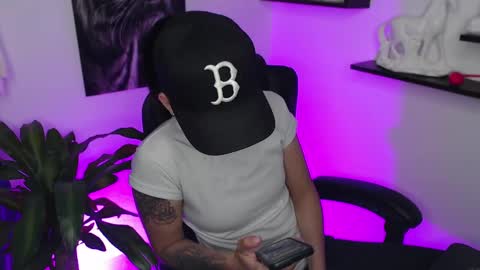 Paris D angelo online show from 02-23-25, 12:30