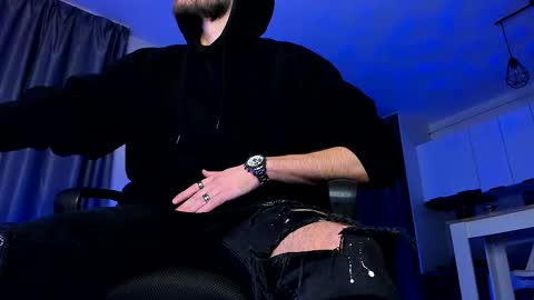 Paris online show from 01-05-26, 10:46