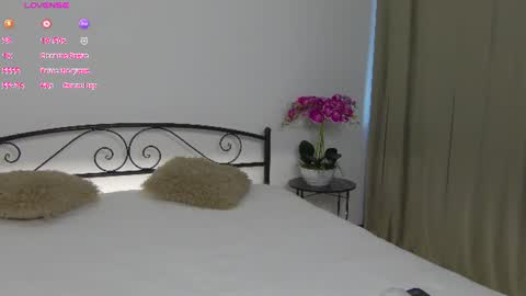 parisvex online show from 06-13-26, 06:55
