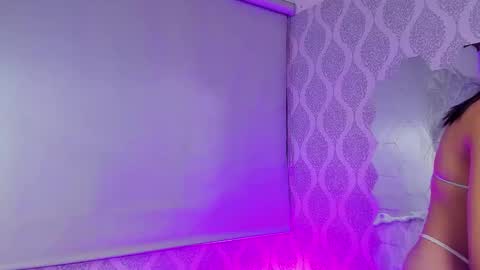 Danna online show from 03-18-26, 01:25