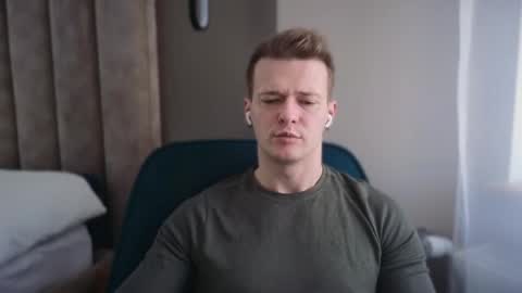 Pashka online show from 05-17-26, 10:44