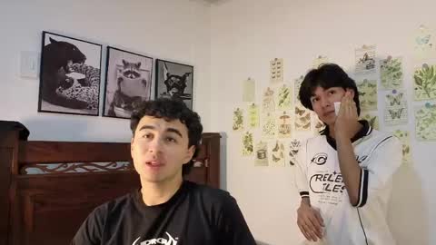 Snapshot of patri_ck_villa chatting on 06-09-26, 02:23 patri_ck_villa online show from 06-09-26, 02:23