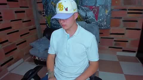 .... online show from 02-01-25, 07:02