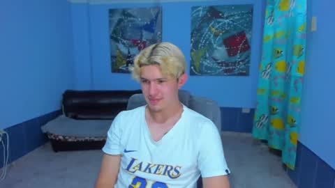 .... online show from 10-26-25, 06:47