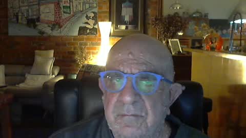 Snapshot of patvac chatting on 07-12-26, 02:08 patvac online show from 07-12-26, 02:08