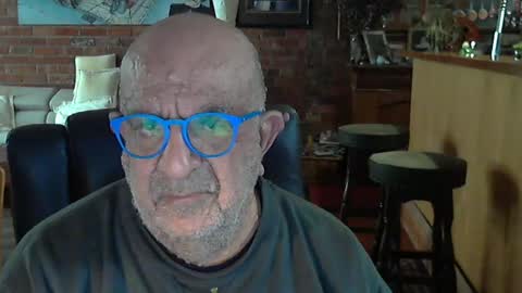 Snapshot of patvac chatting on 07-24-26, 01:25 patvac online show from 07-24-26, 01:25
