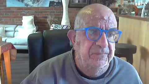 Snapshot of patvac chatting on 07-28-26, 12:40 patvac online show from 07-28-26, 12:40