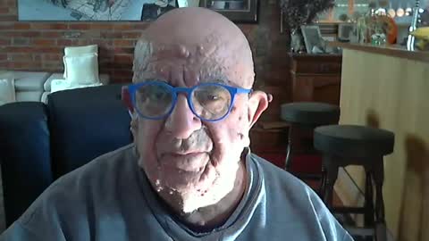 Snapshot of patvac chatting on 08-01-26, 01:49 patvac online show from 08-01-26, 01:49