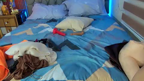 Paula online show from 02-10-26, 04:00