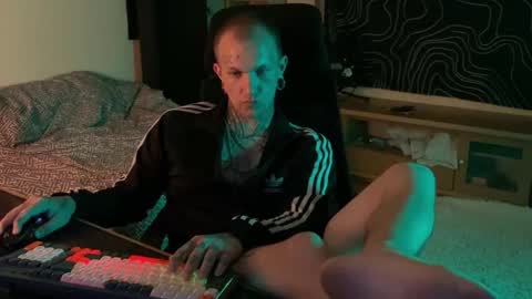 Paul online show from 03-05-26, 02:02