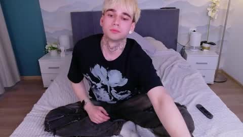 Paul online show from 04-01-26, 12:28