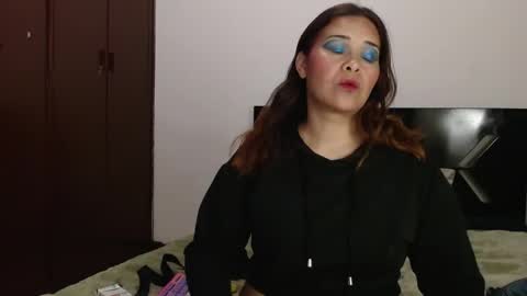 PAULA online show from 05-07-26, 03:01