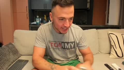 paulblack021 online show from 04-01-26, 11:24