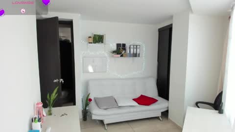paulina online show from 05-22-26, 06:46