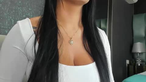 Snapshot of paulinaduarte_ chatting on 03-28-26, 11:43 Paulina online show from 03-28-26, 11:43