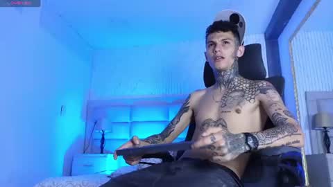 Snapshot of paulo527 chatting on 06-14-26, 02:24 Paulo online show from 06-14-26, 02:24