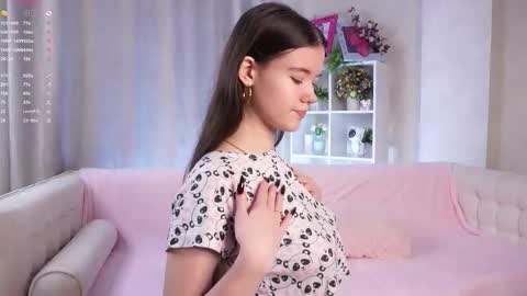 Snapshot of pazrapacki chatting on 02-11-26, 03:44 Beautiful Mila online show from 02-11-26, 03:44