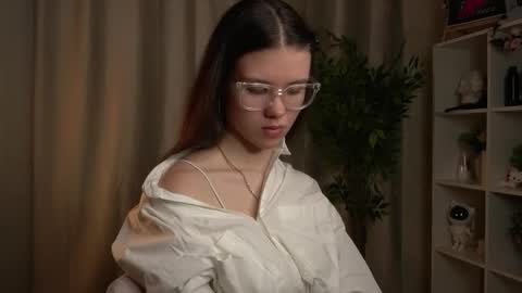 Snapshot of pazrapacki chatting on 03-20-26, 02:38 Beautiful Mila online show from 03-20-26, 02:38