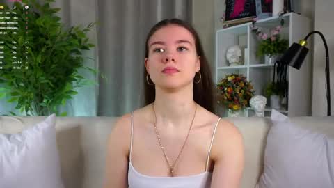 Snapshot of pazrapacki chatting on 04-07-26, 02:23 Beautiful Mila online show from 04-07-26, 02:23
