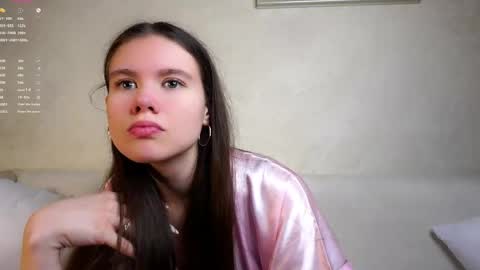 Snapshot of pazrapacki chatting on 04-21-26, 02:04 Beautiful Mila online show from 04-21-26, 02:04